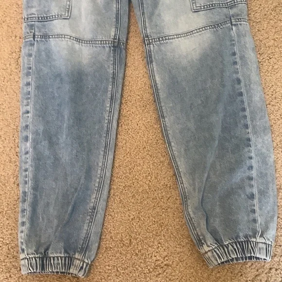 Jeans - Picture 4 of 6